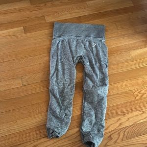 Grey gymshark leggings with back pocket